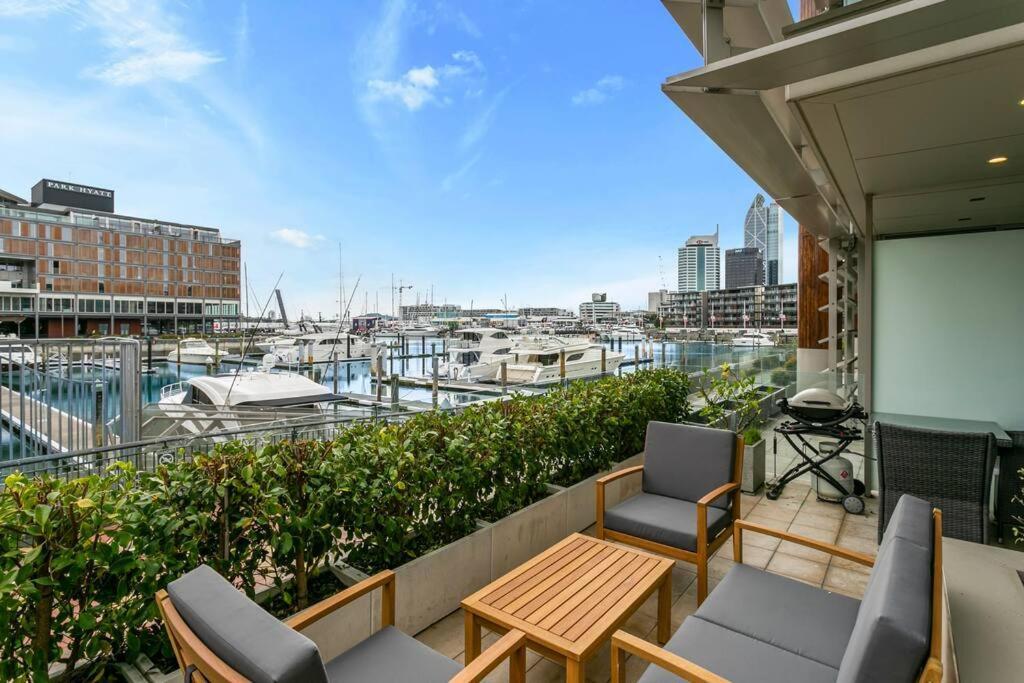 Elegant & Sunny Living With Stunning Marina Views Apartment Auckland Ngoại thất bức ảnh