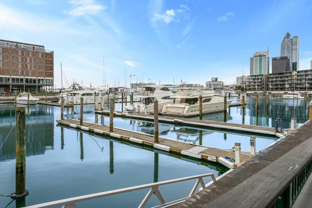 Elegant & Sunny Living With Stunning Marina Views Apartment Auckland Ngoại thất bức ảnh